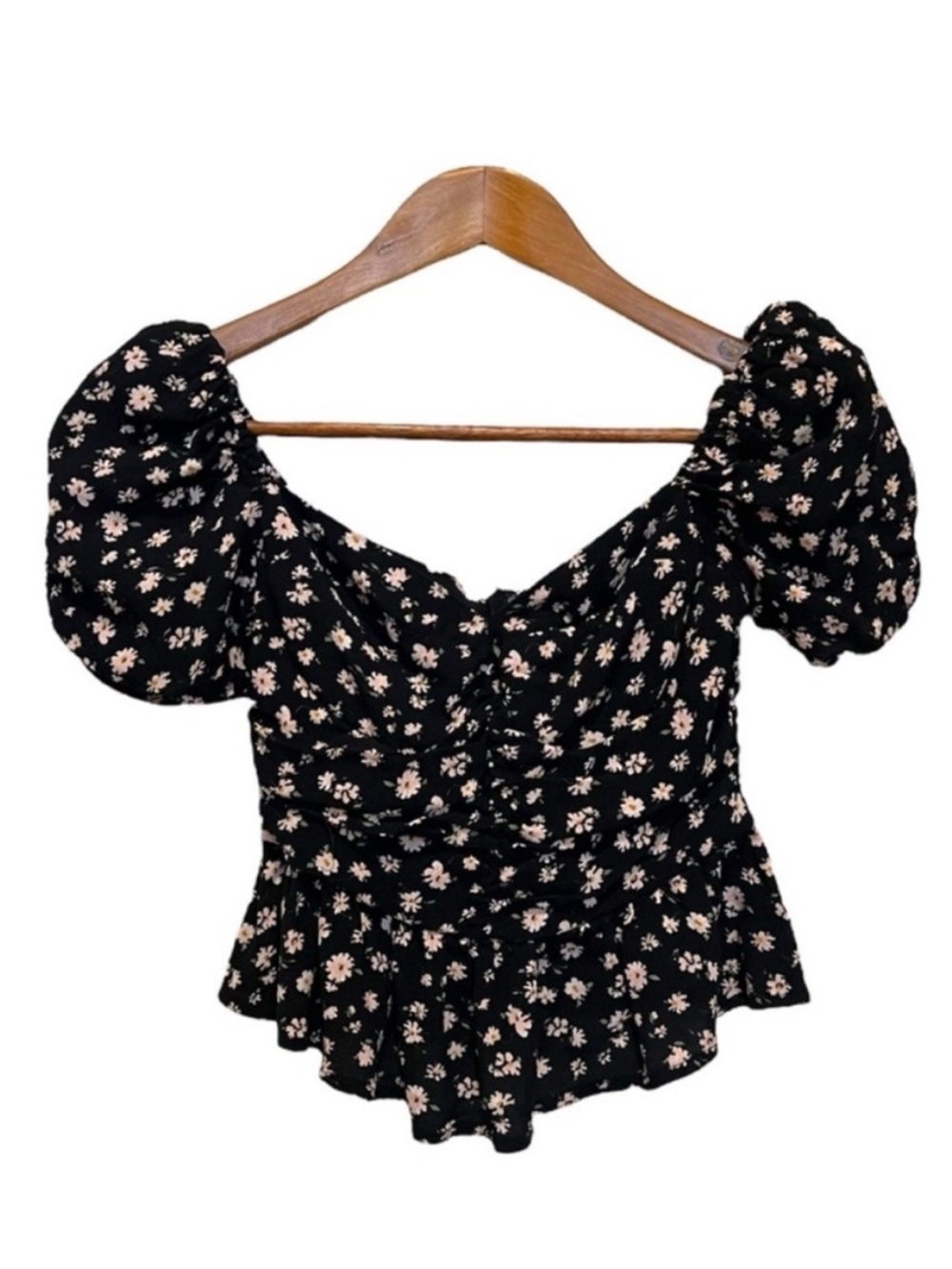 ASTR The Label Crop Top Puff Sleeve Milk Maid Floral Black Size Small